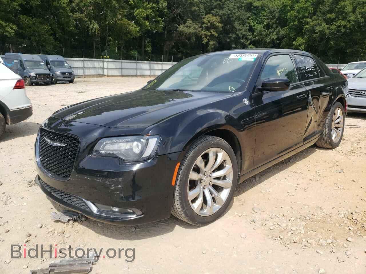2019 CHRYSLER 300 - VIN: 2C3CCABG2KH654036 - Фото 2