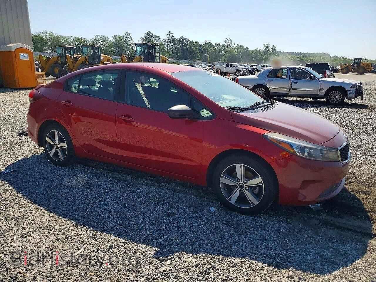 2018 KIA FORTE - VIN: 3KPFL4A71JE257522 - Photo 4