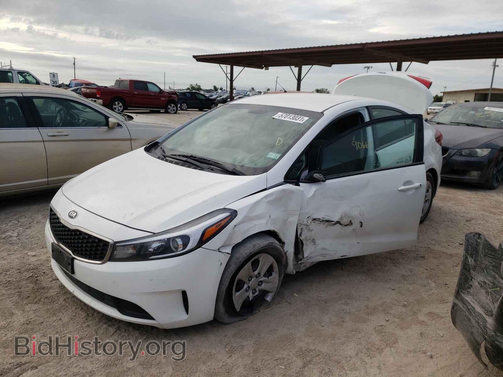 2017 KIA FORTE - VIN: 3KPFK4A72HE071842 - Фото 2