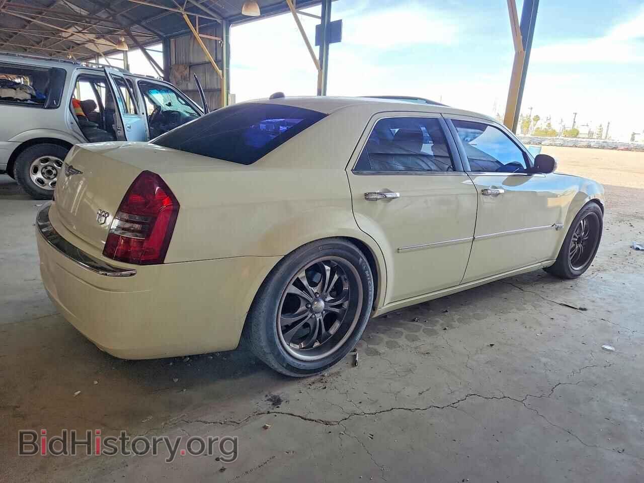 2005 CHRYSLER 300 - VIN: 2C3JA63H85H616509 - Фото 3