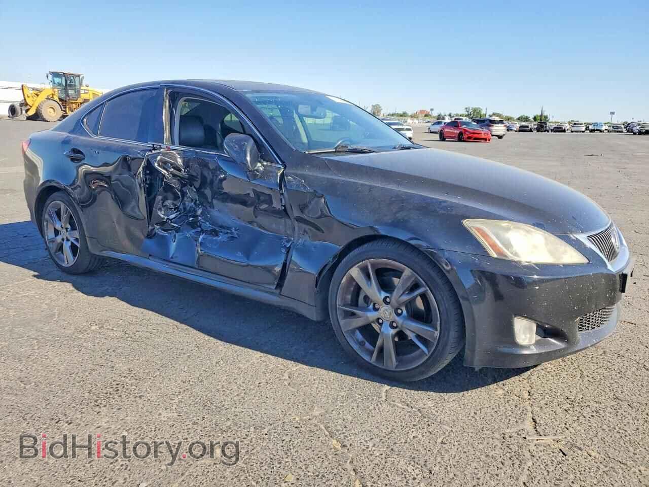 2010 LEXUS IS - VIN: JTHBF5C22A5113663 - Photo 4