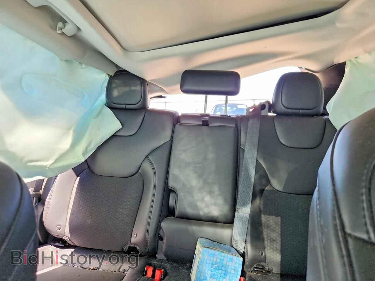 2019 JEEP CHEROKEE - VIN: 1C4PJLLB6KD411778 - Фото 10