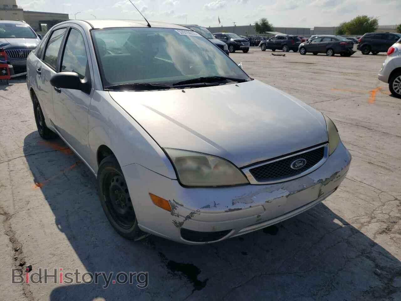 Photo 1FAFP34N66W108583 - FORD FOCUS 2006