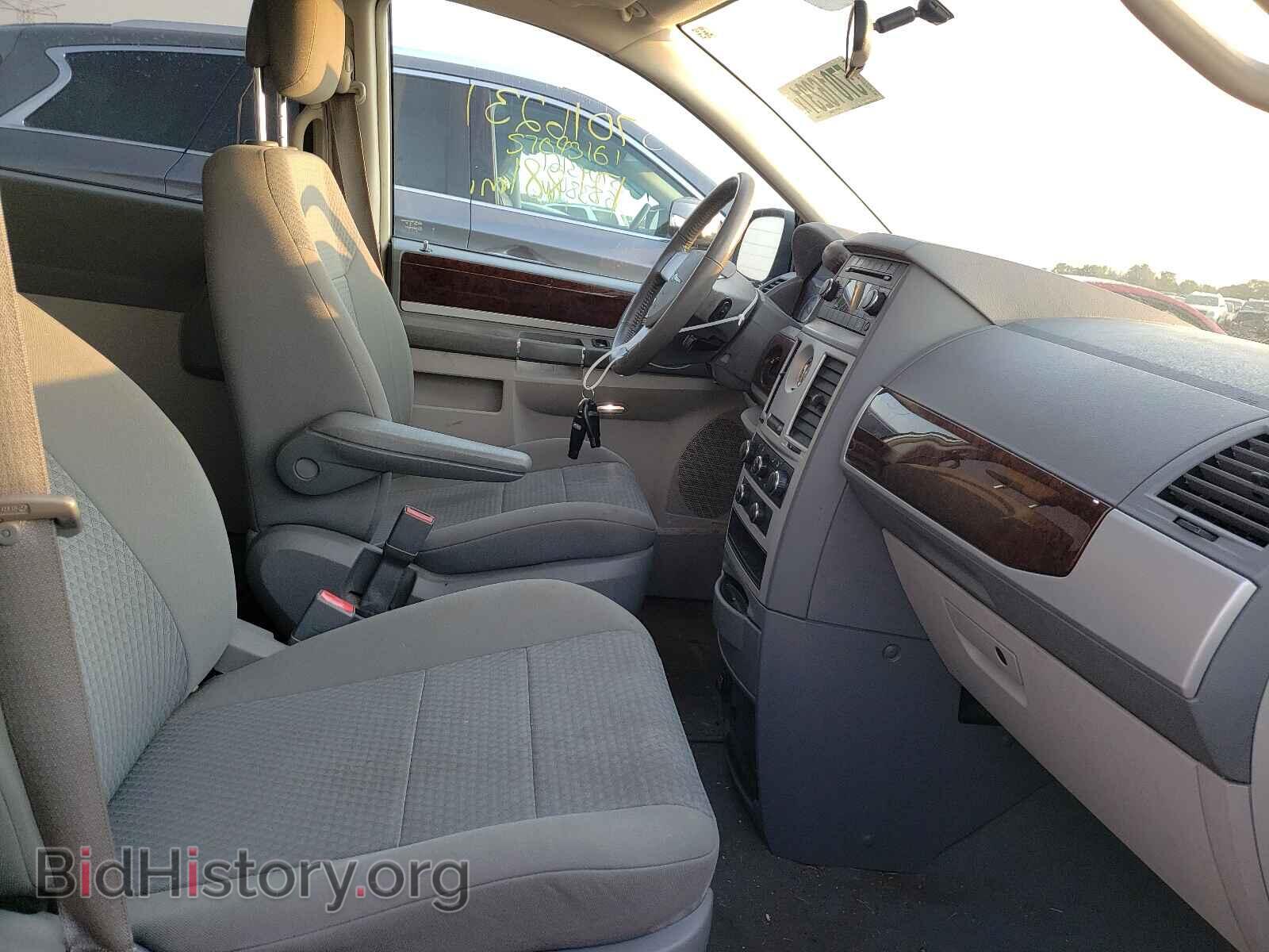 2010 CHRYSLER MINIVAN - VIN: 2A4RR5D1XAR450611 - Фото 5