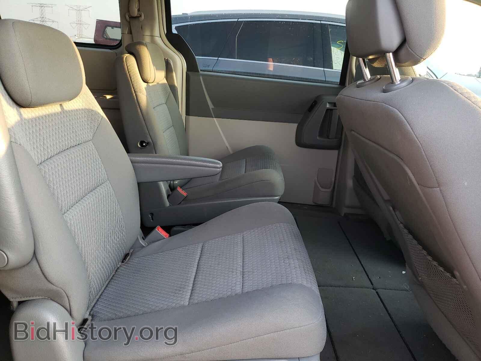 2010 CHRYSLER MINIVAN - VIN: 2A4RR5D1XAR450611 - Фото 6