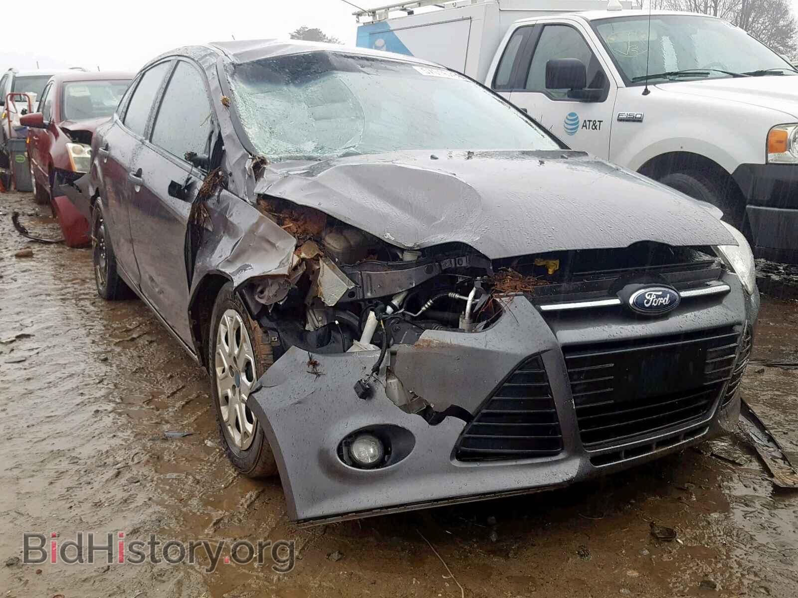 Photo 1FAHP3F21CL233340 - FORD FOCUS 2012