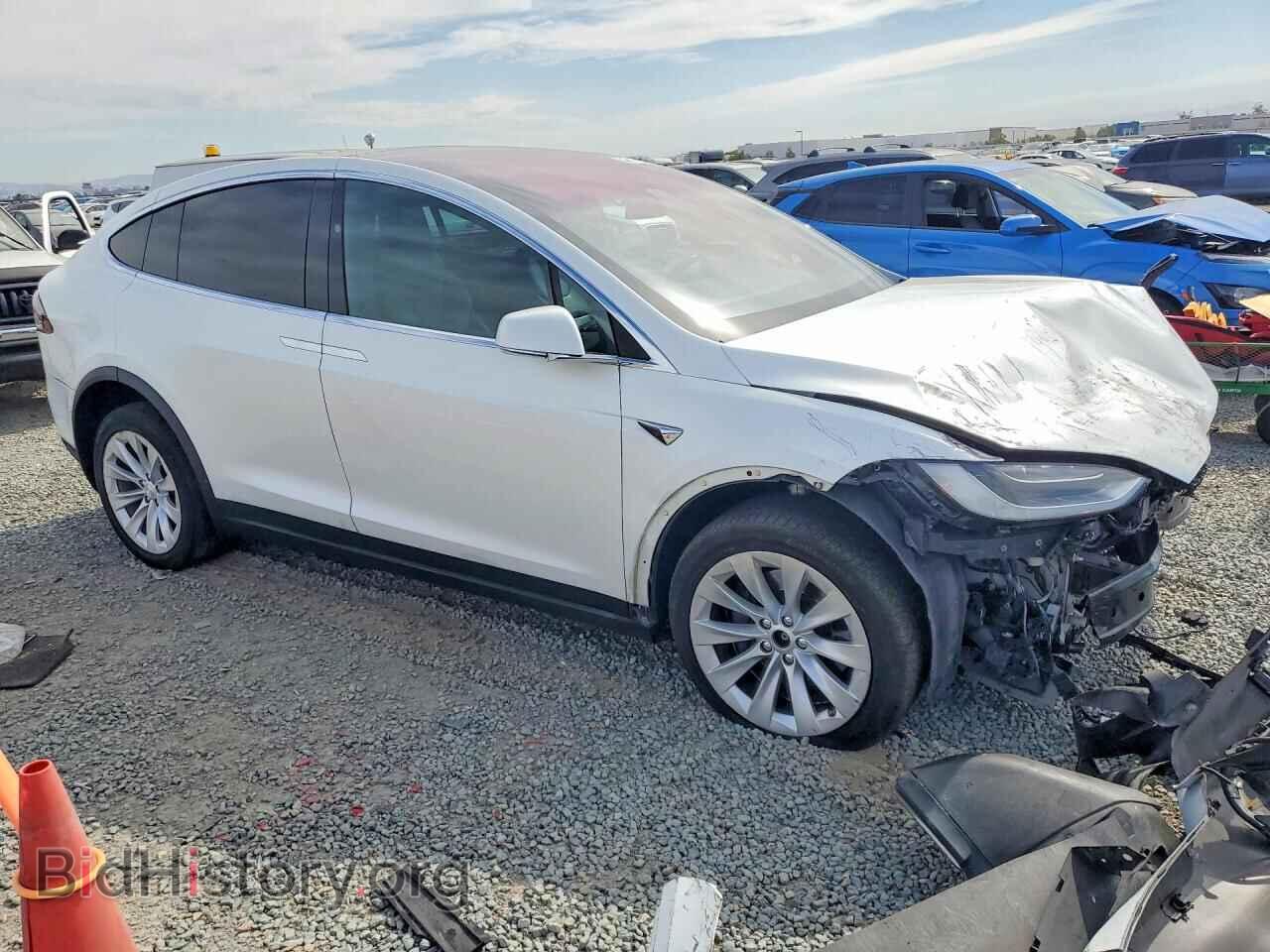 2017 TESLA MODEL X - VIN: 5YJXCBE27HF070152 - Photo 4