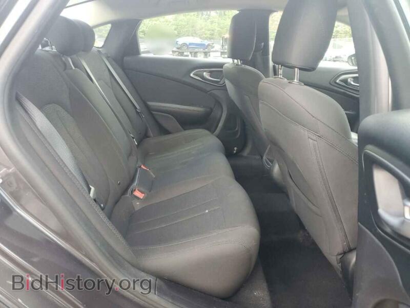 2016 Chrysler 200 (VIN 1C3CCCFB6GN182450) — фото 10 из 14