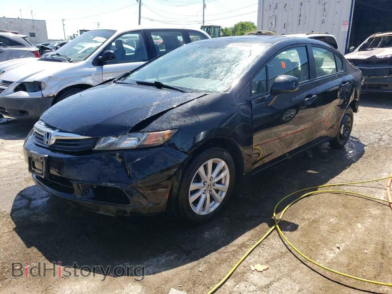 Фотография 19XFB2F88CE063095 - HONDA CIVIC 2012