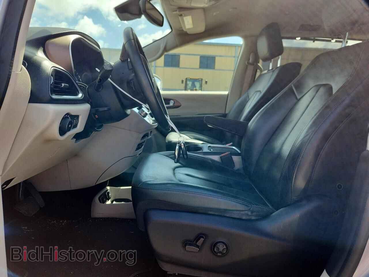 2018 CHRYSLER PACIFICA - VIN: 2C4RC1EG1JR350433 - Фото 7