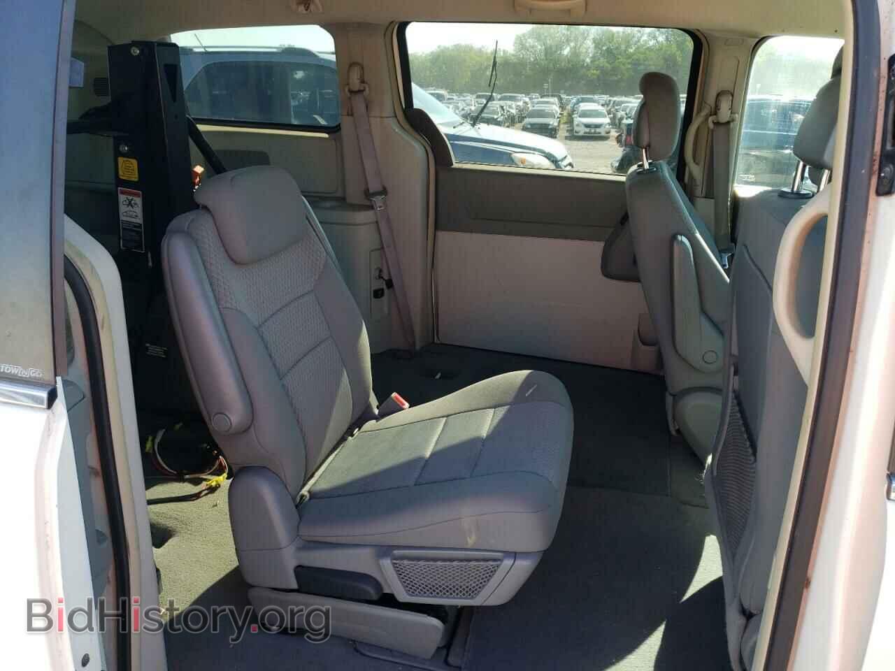 2010 CHRYSLER MINIVAN - VIN: 2A4RR5D17AR285908 - Photo 6
