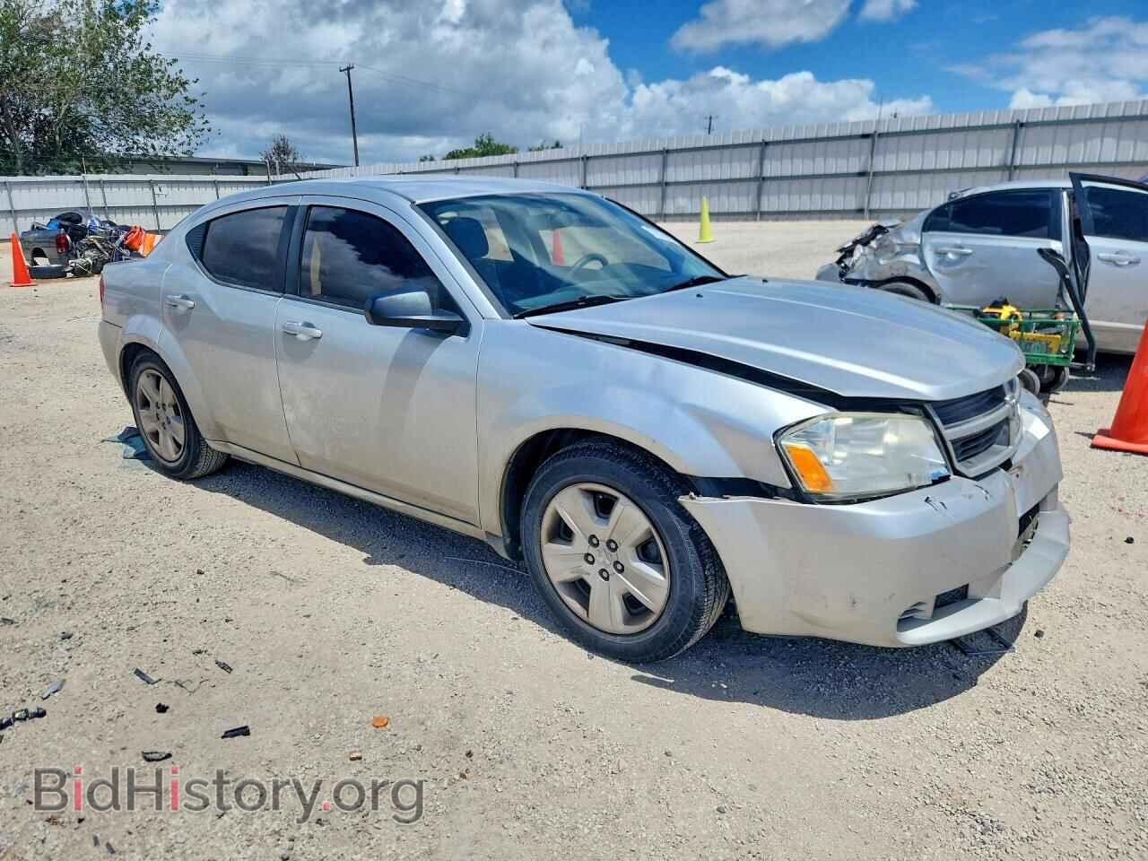 2010 DODGE AVENGER - VIN: 1B3CC4FB2AN150637 - Photo 4
