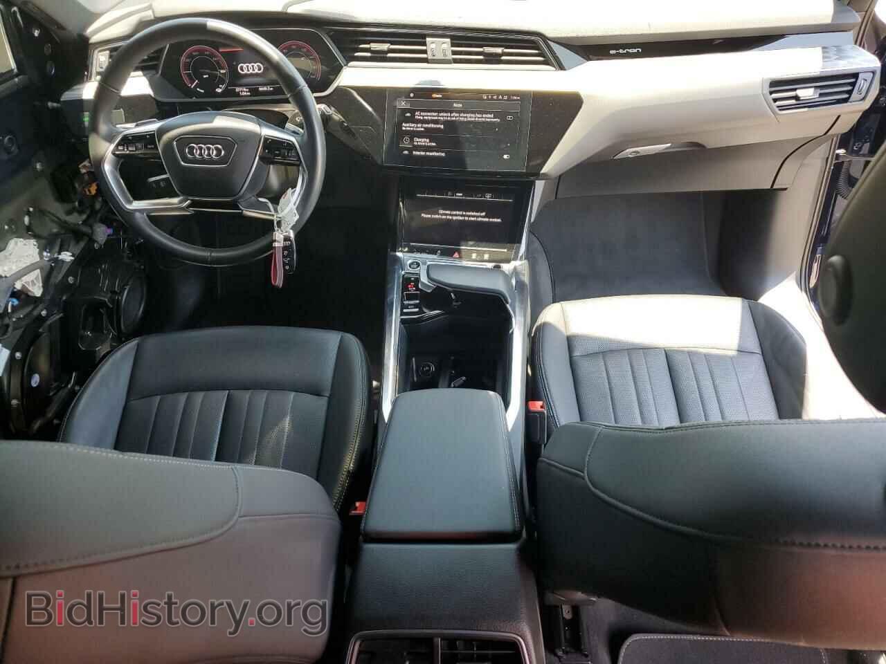 2022 AUDI E-TRON - VIN: WA1LAAGE8NB019712 - Photo 8