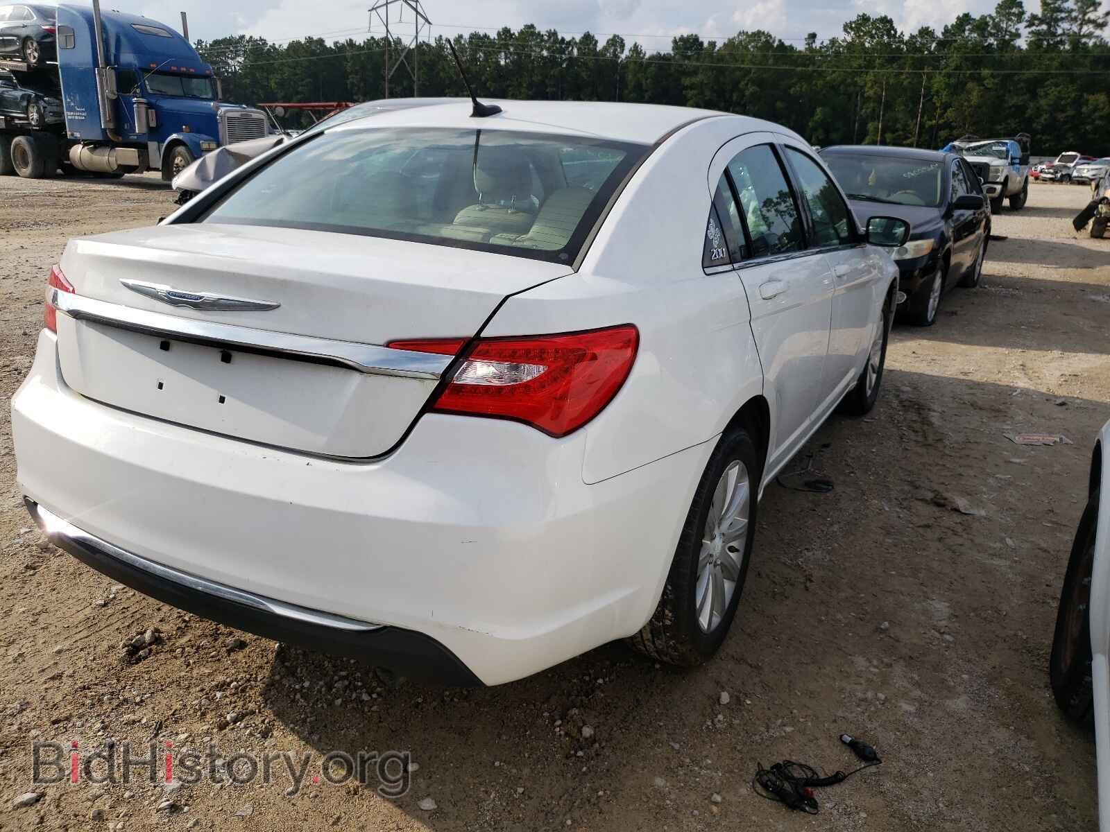 2014 CHRYSLER 200 - VIN: 1C3CCBBB3EN185044 - Фото 4