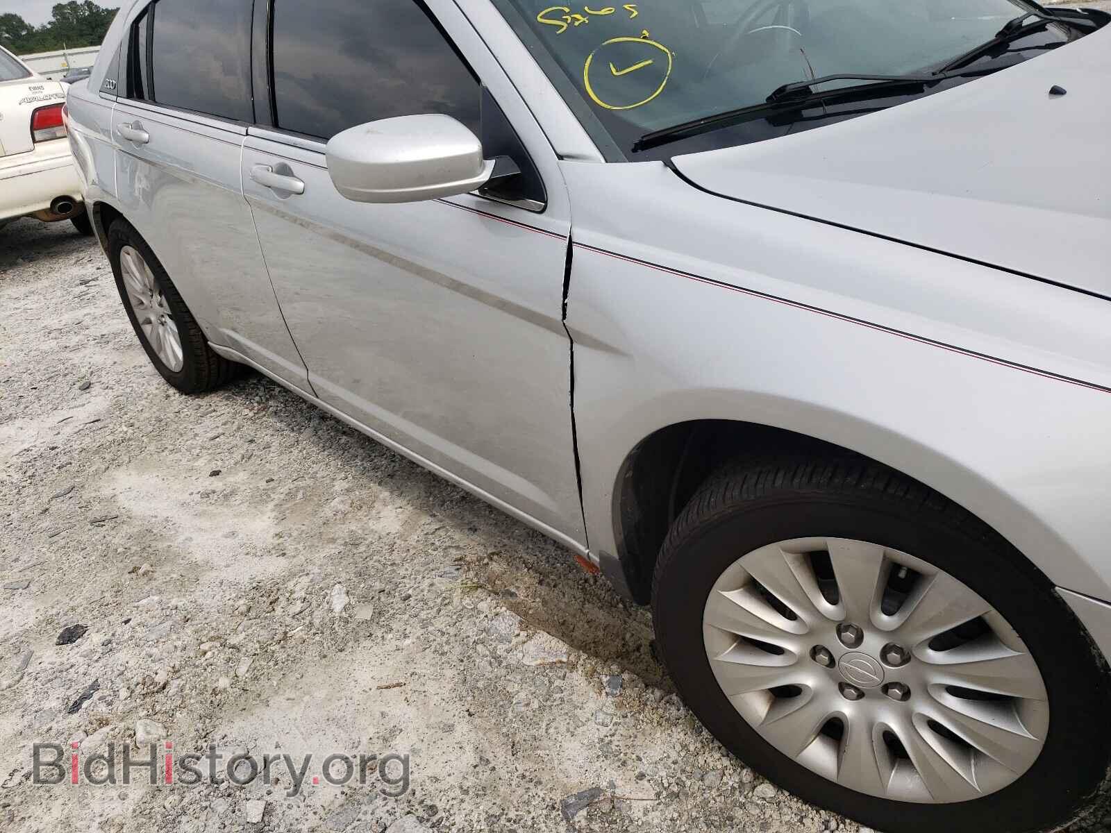 2012 CHRYSLER 200 - VIN: 1C3CCBAB0CN319703 - Фото 9