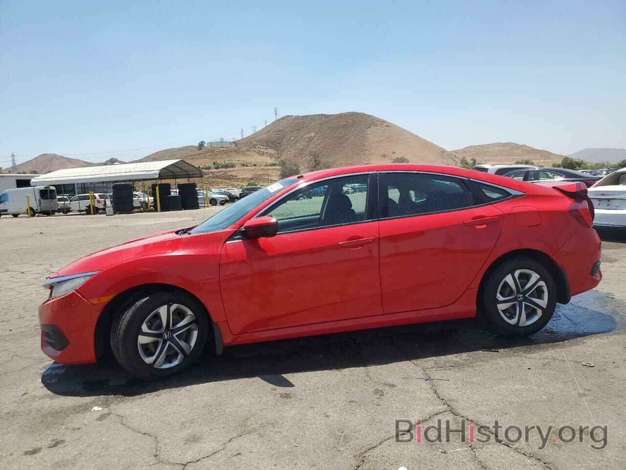 Photo 2HGFC2F58JH529498 - HONDA CIVIC 2018