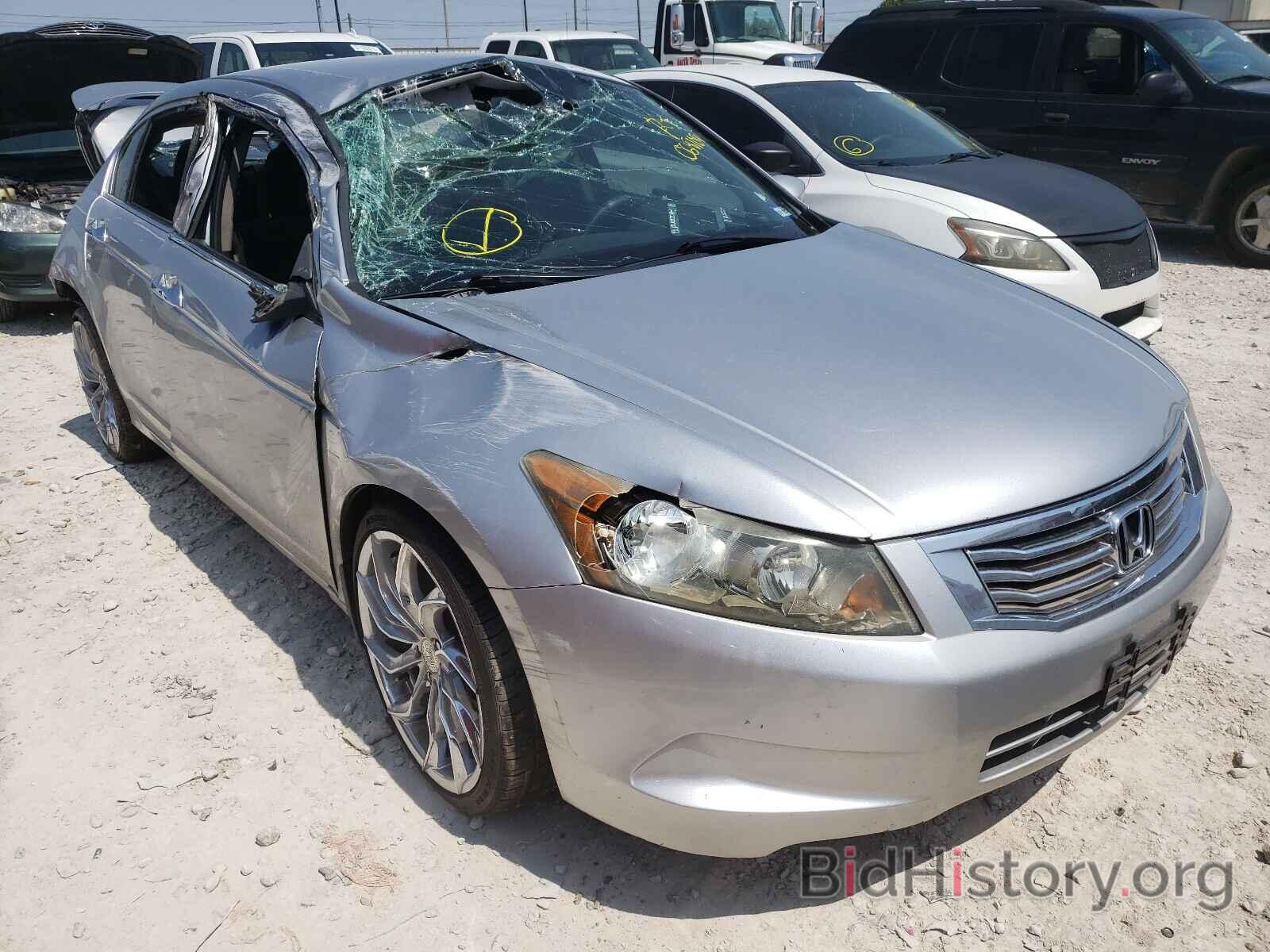 Photo 1HGCP263X9A068109 - HONDA ACCORD 2009