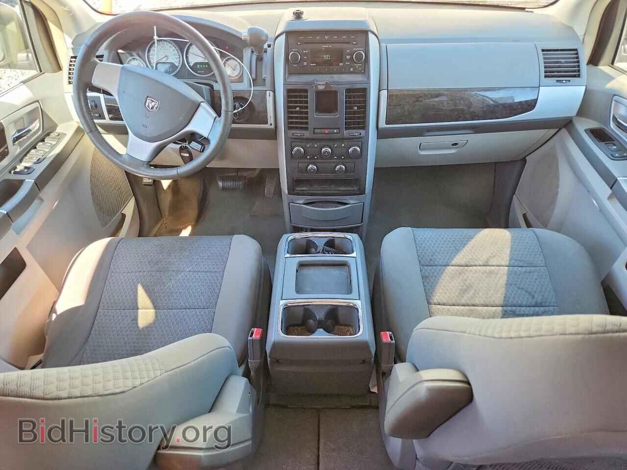 2010 DODGE CARAVAN - VIN: 2D4RN5D10AR107679 - Фото 8