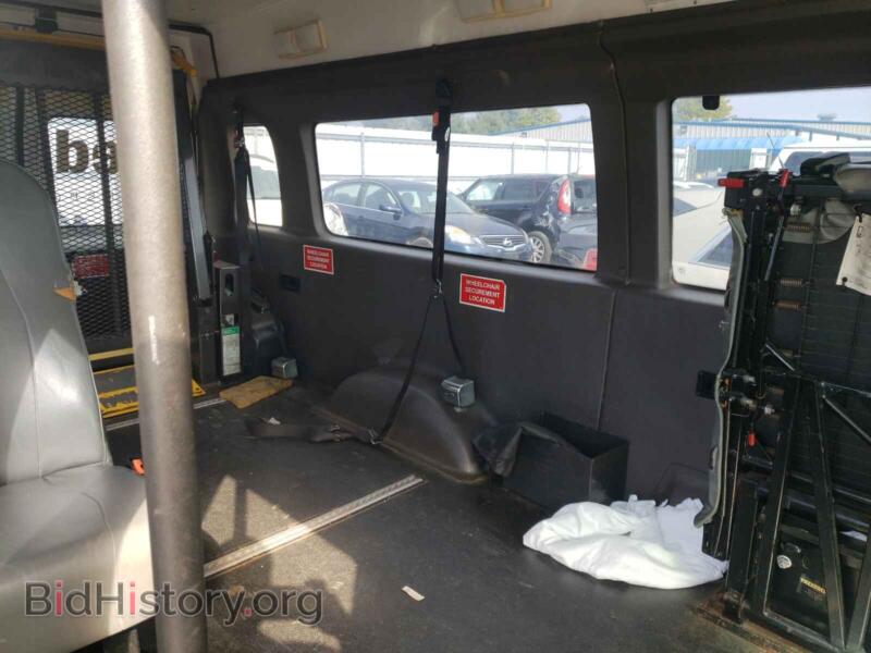 2010 Ford ECONOLINE (VIN 1FTNS2EL3ADA68706) — photo 6 of 10