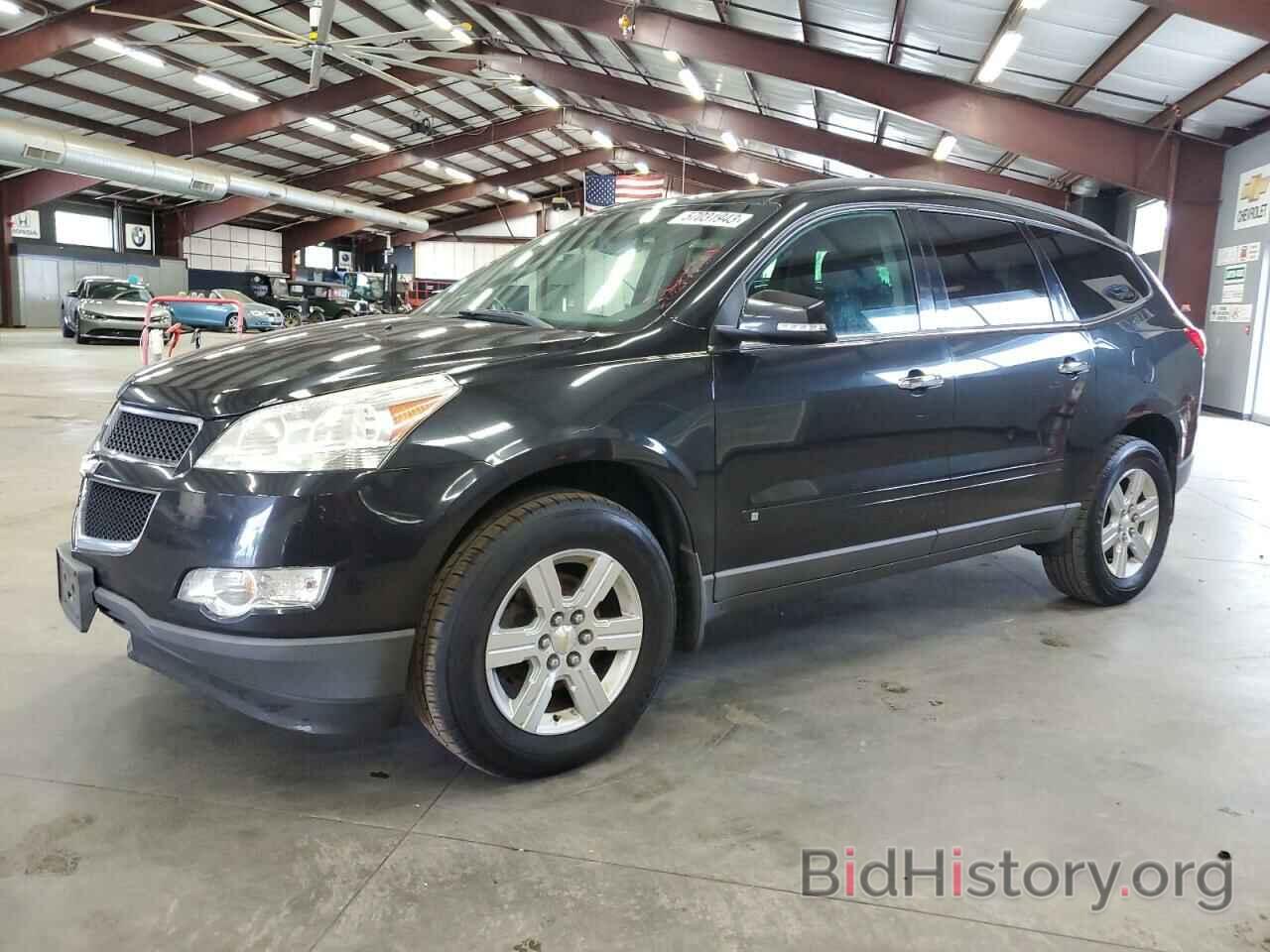 Photo 1GNLVFED9AS104366 - CHEVROLET TRAVERSE 2010