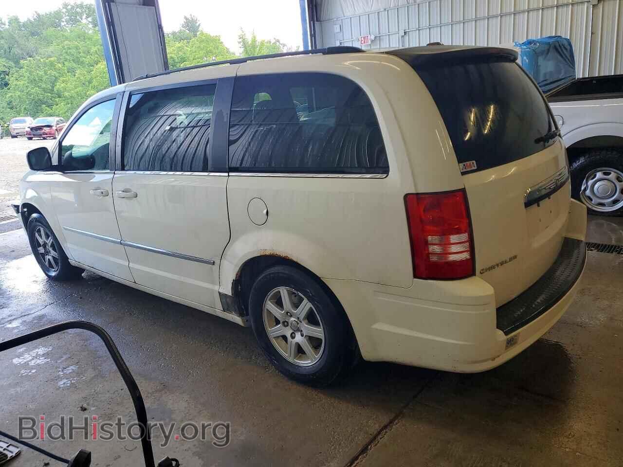 2010 CHRYSLER MINIVAN - VIN: 2A4RR5D19AR369549 - Фото 2