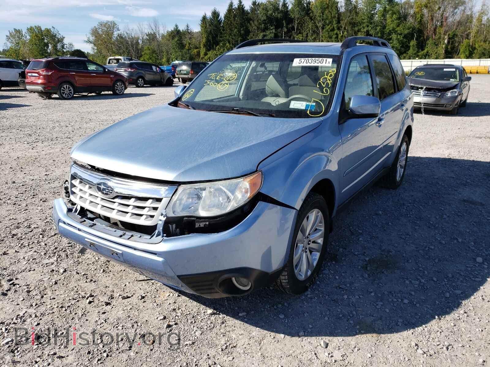 2011 SUBARU FORESTER - VIN: JF2SHAEC2BH779806 - Фото 2