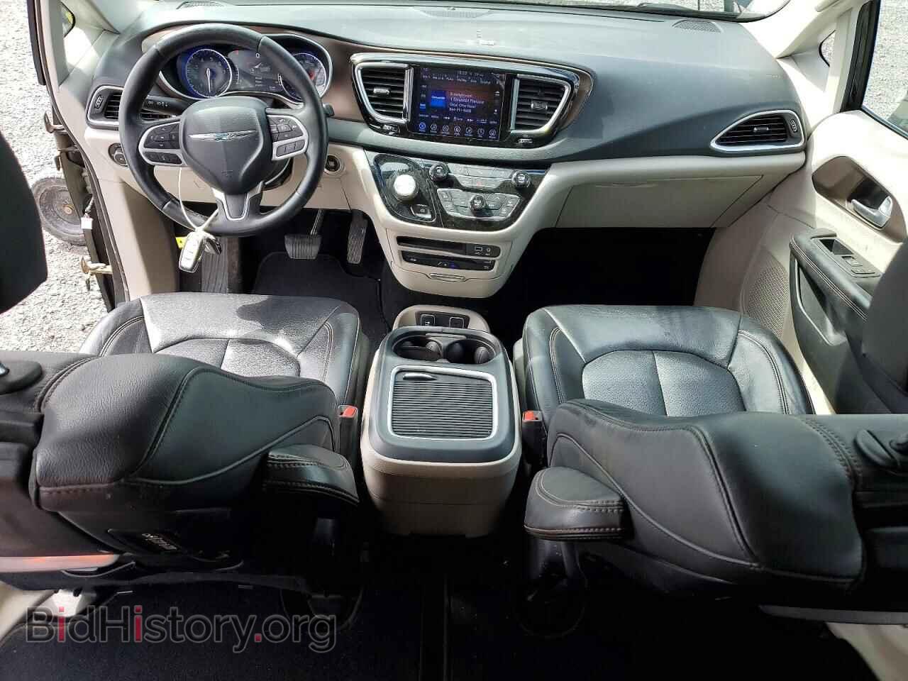 2017 CHRYSLER PACIFICA - VIN: 2C4RC1EG2HR688837 - Photo 8
