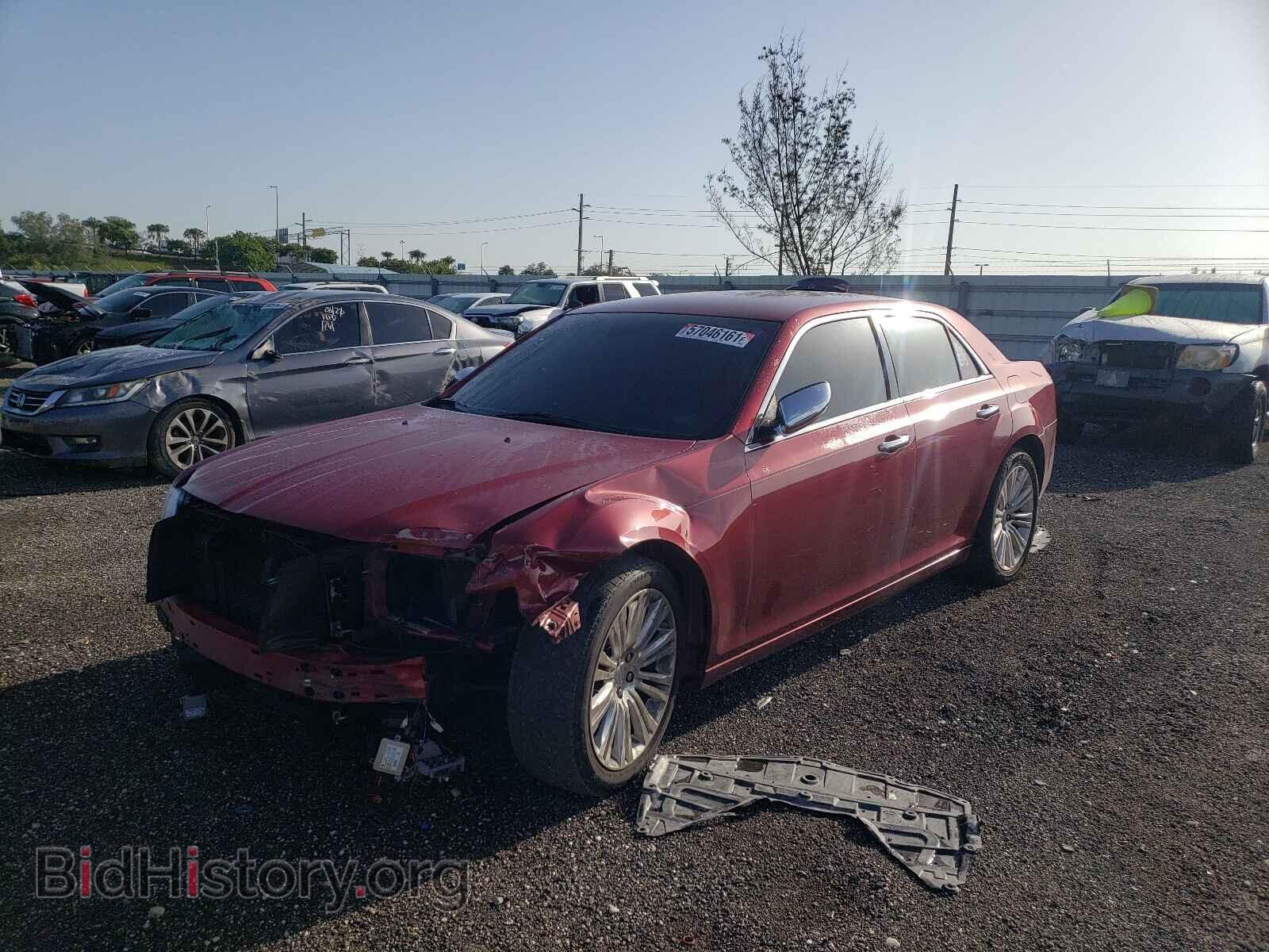 2012 CHRYSLER 300 - VIN: 2C3CCAET4CH137010 - Photo 2