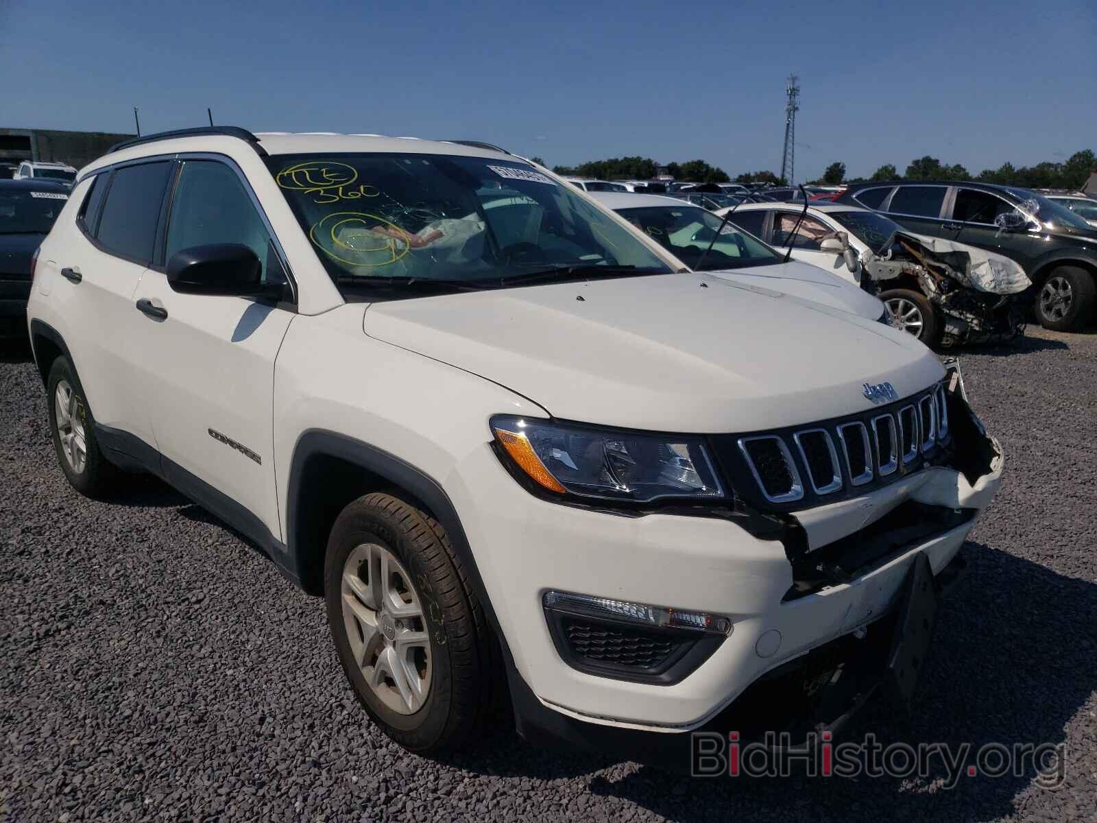 Фотография 3C4NJCAB5KT848093 - JEEP COMPASS 2019