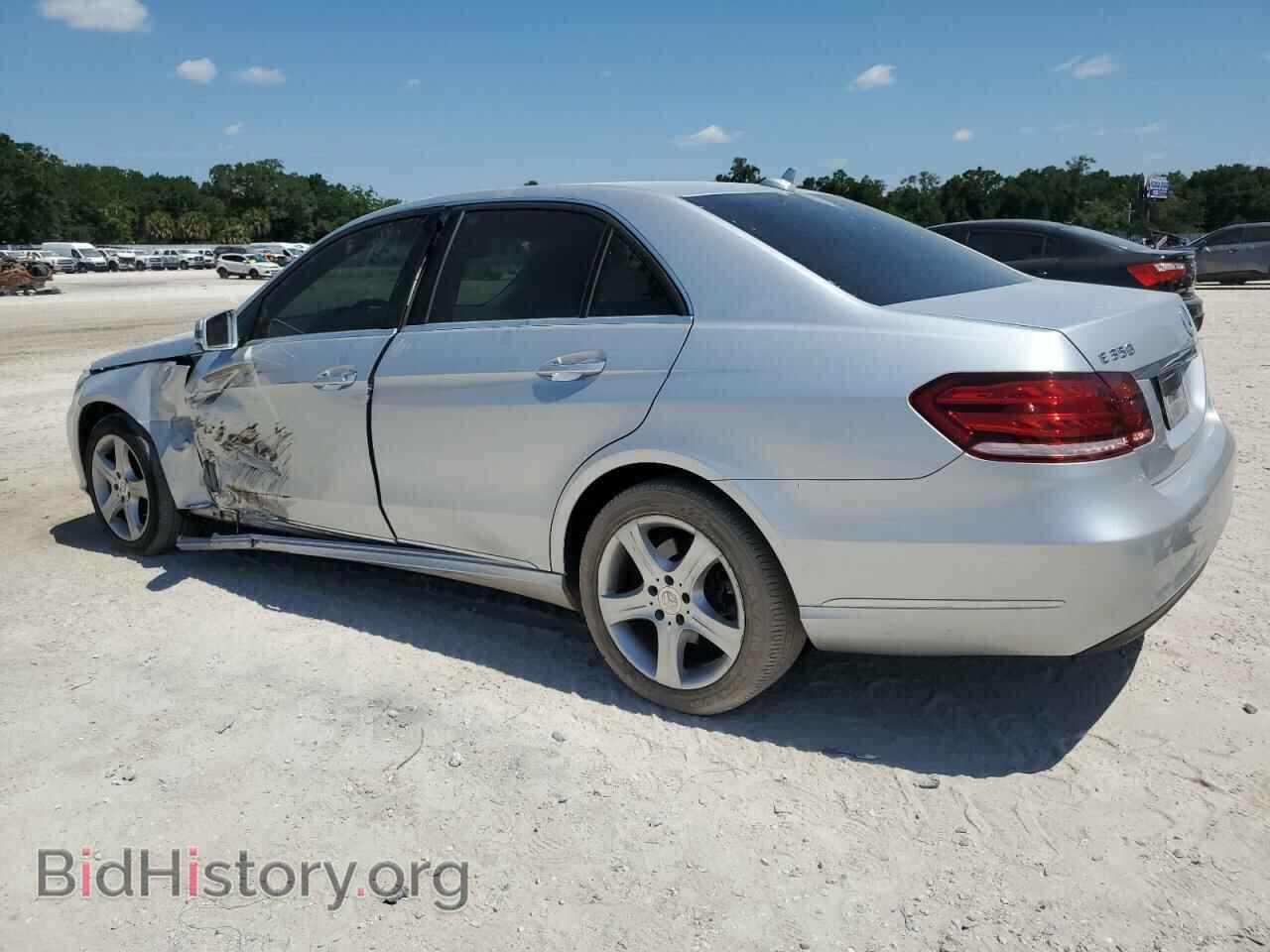 2014 MERCEDES-BENZ E-CLASS - VIN: WDDHF5KB8EA882457 - Фото 2