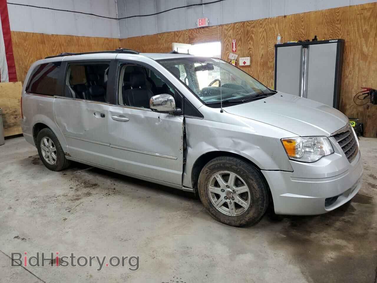 2010 CHRYSLER MINIVAN - VIN: 2A4RR8D16AR398914 - Фото 4