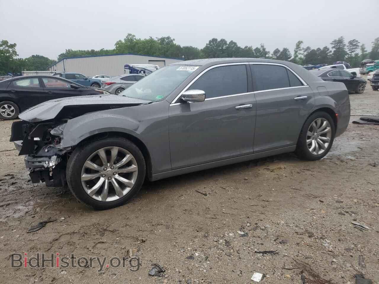 Фотография 2C3CCAEG9KH536495 - CHRYSLER 300 2019