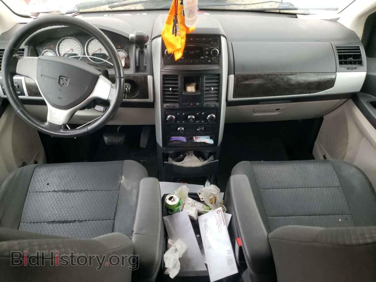 2010 DODGE CARAVAN - VIN: 2D4RN5D16AR100431 - Photo 8