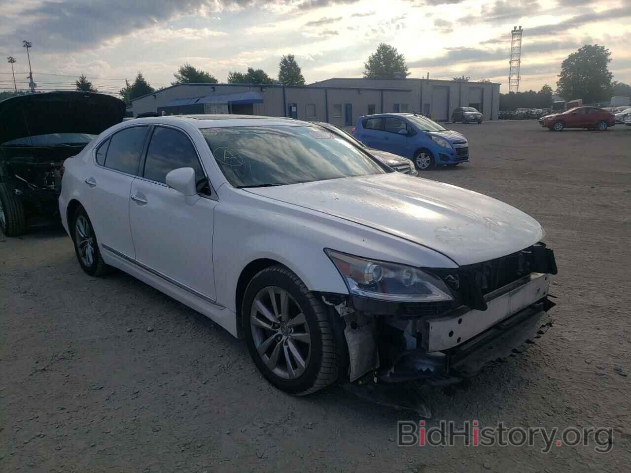 Photo JTHCL5EF8D5019563 - LEXUS LS460 2013