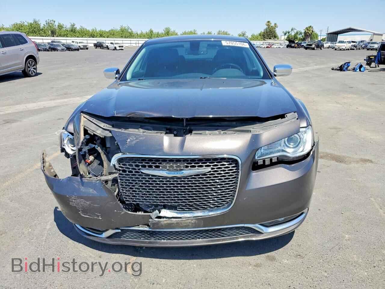 2019 CHRYSLER 300 - VIN: 2C3CCAEG9KH528073 - Фото 5