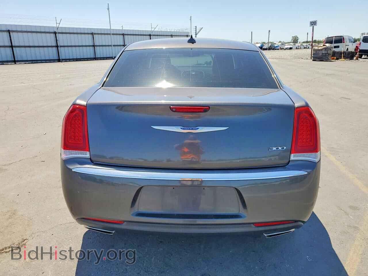 2019 CHRYSLER 300 - VIN: 2C3CCAEG9KH528073 - Фото 6