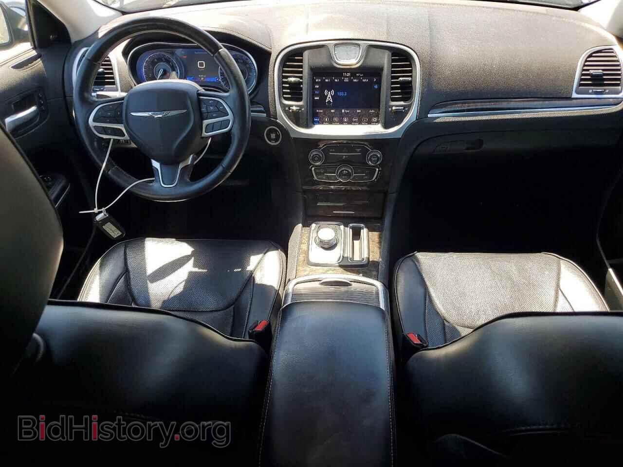 2019 CHRYSLER 300 - VIN: 2C3CCAEG9KH528073 - Фото 8