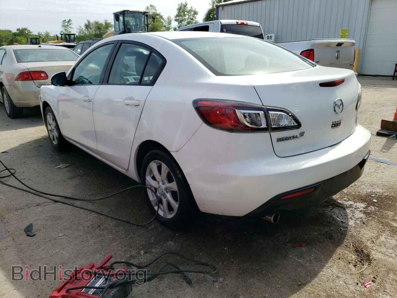 2011 MAZDA 3 - VIN: JM1BL1VF5B1374250 - Фото 2