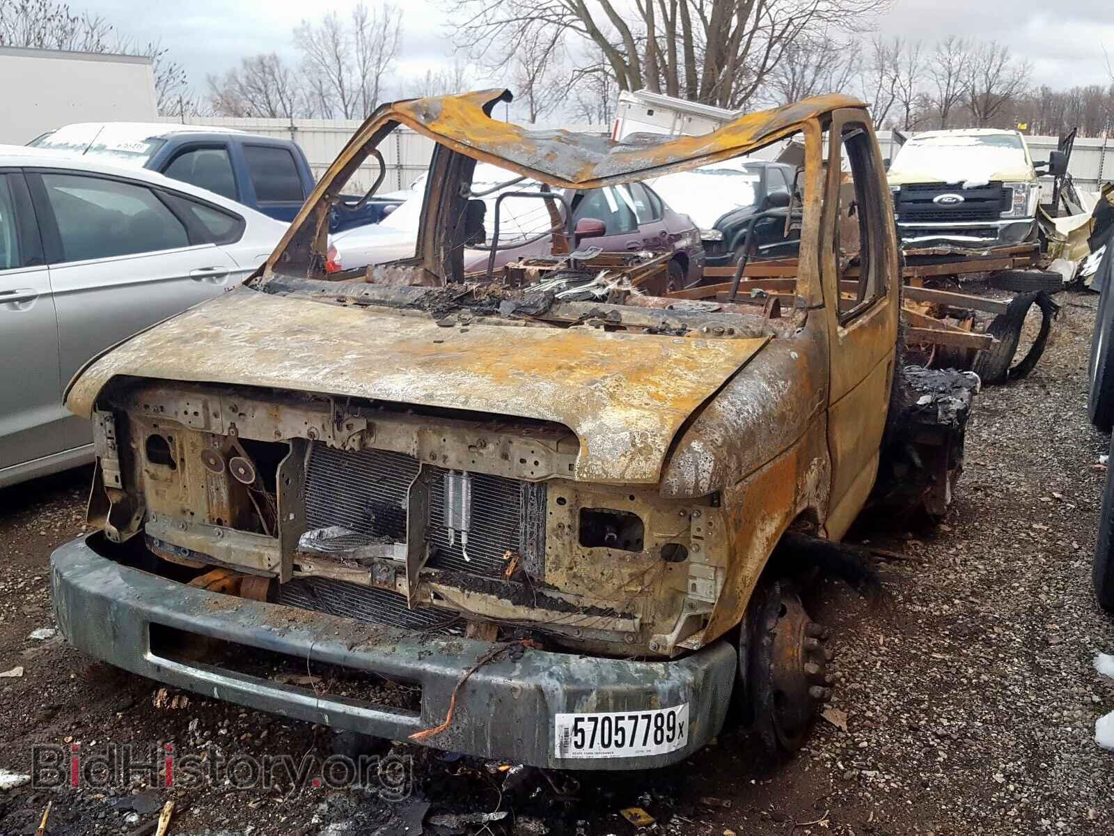 2012 FORD ECONOLINE - VIN: 1FDXE4FS4CDB04127 - Photo 2