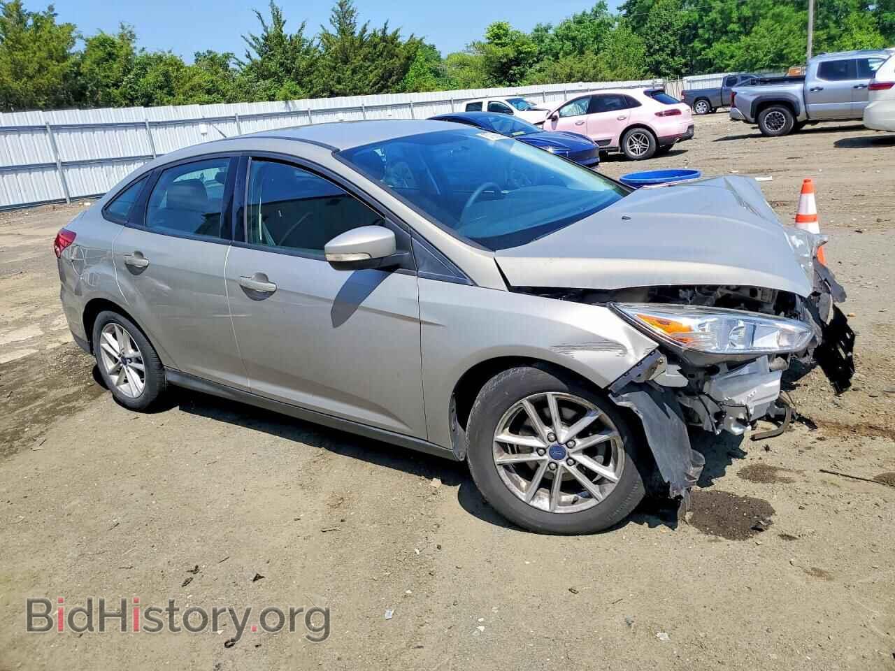2016 FORD FOCUS - VIN: 1FADP3F28GL240743 - Photo 4