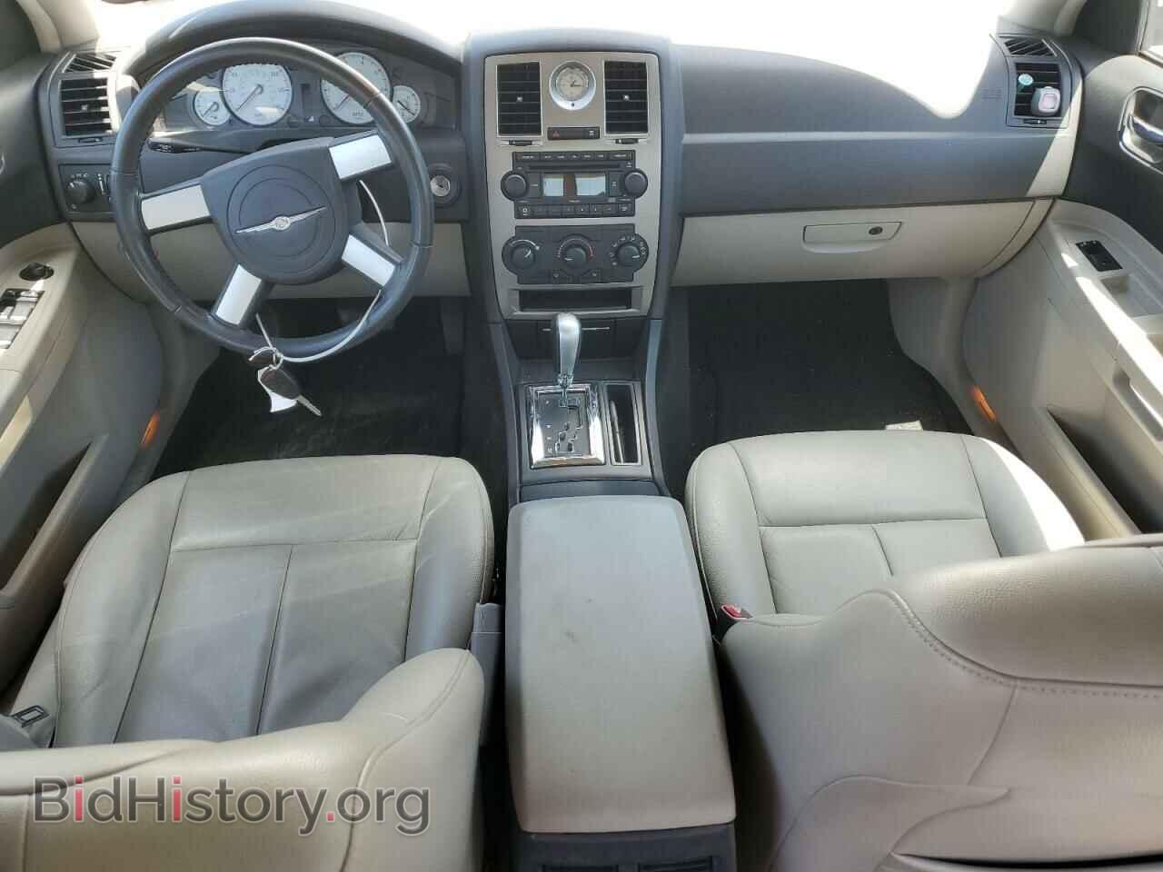 2007 CHRYSLER 300 - VIN: 2C3KA53G07H746082 - Фото 8