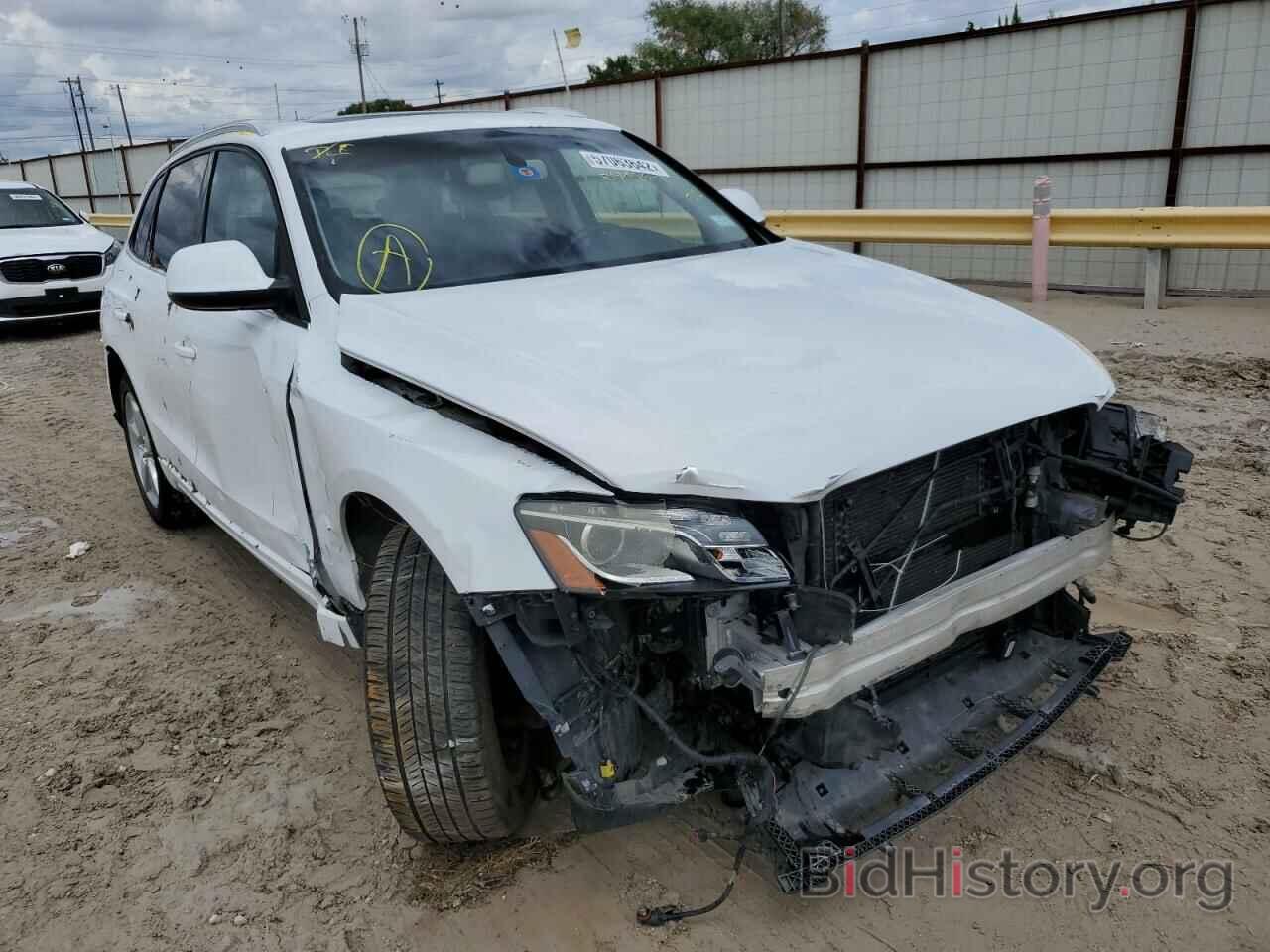 Photo WA1LKAFPXAA054557 - AUDI Q5 2010