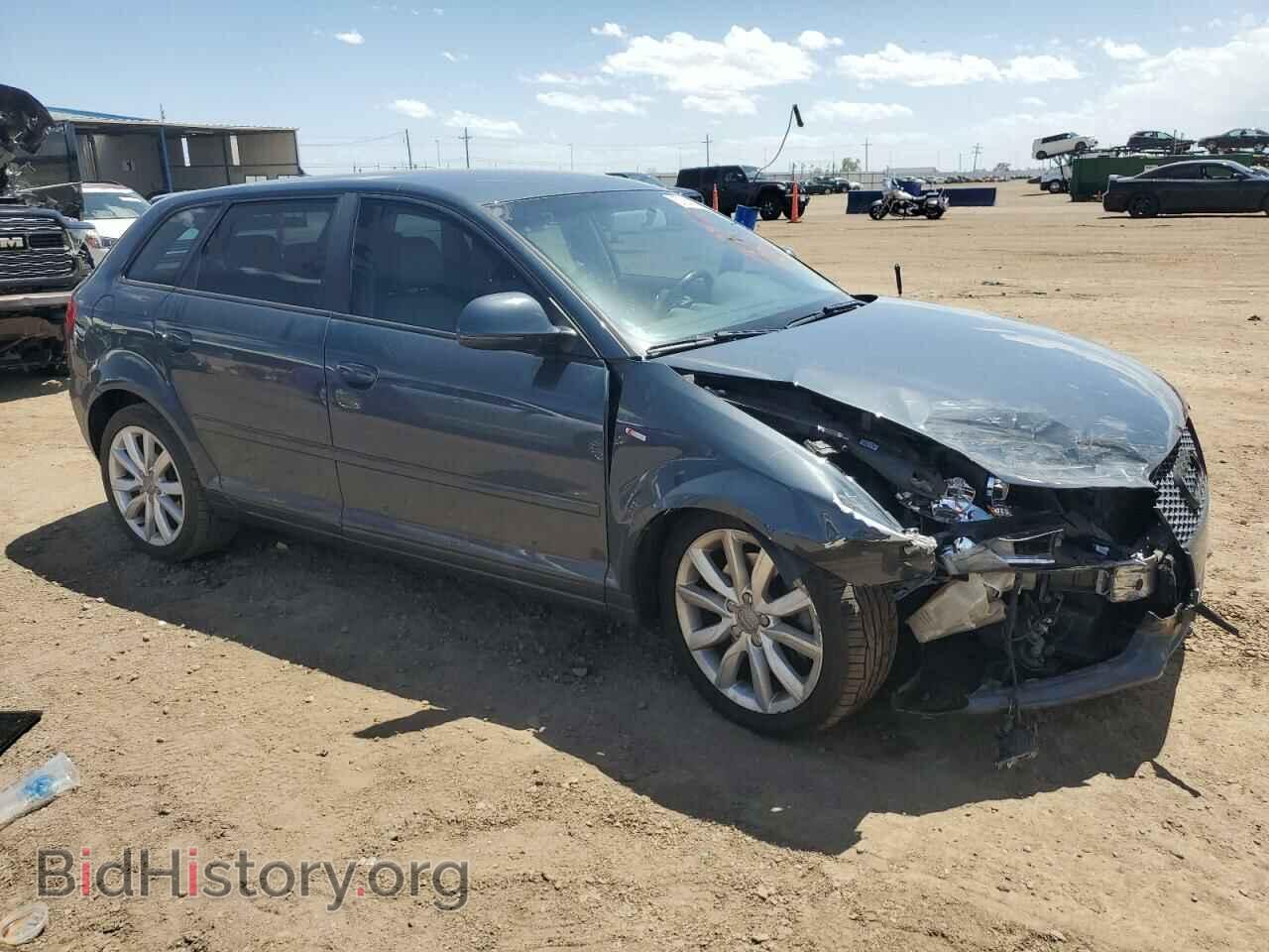 2010 AUDI A3 - VIN: WAUDFAFM6AA091641 - Photo 4