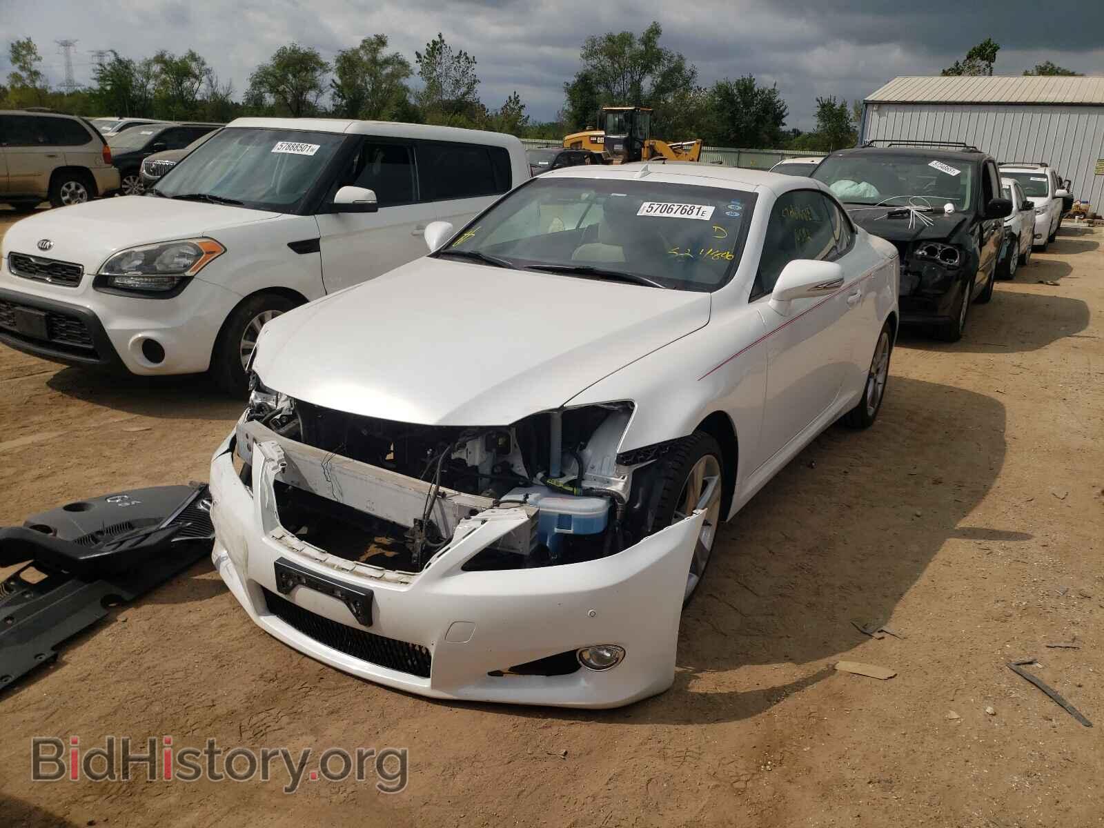 2012 LEXUS IS - VIN: JTHFF2C29C2524840 - Фото 2