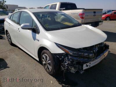 2018 Toyota PRIUS Prius Prim, белый — VIN JTDKARFP1J3077183, Copart