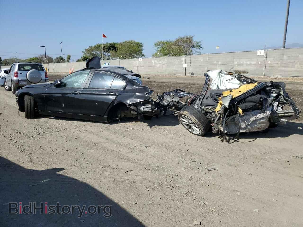 2016 BMW 3 SERIES - VIN: WBA8E1G55GNU11237 - Photo 2