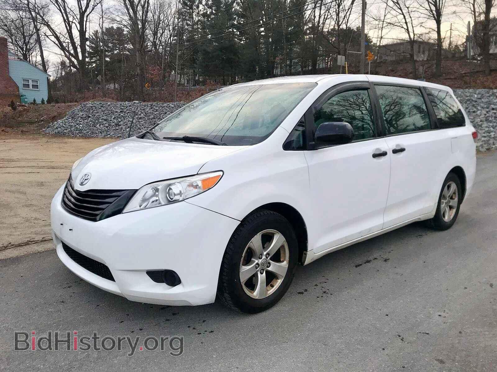 2013 TOYOTA SIENNA BAS - VIN: 5TDZK3DC8DS340300 - Фото 2