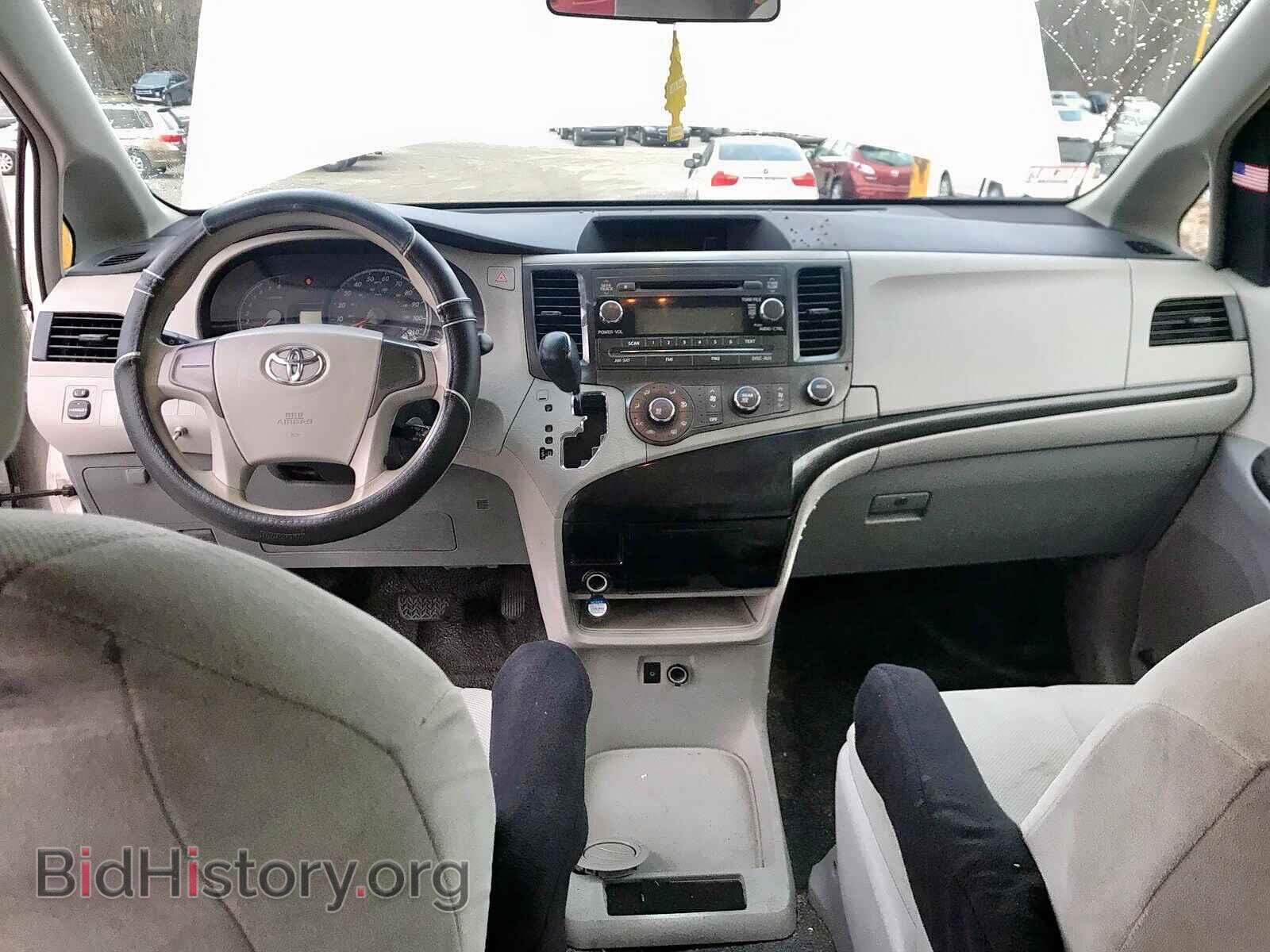2013 TOYOTA SIENNA BAS - VIN: 5TDZK3DC8DS340300 - Фото 10