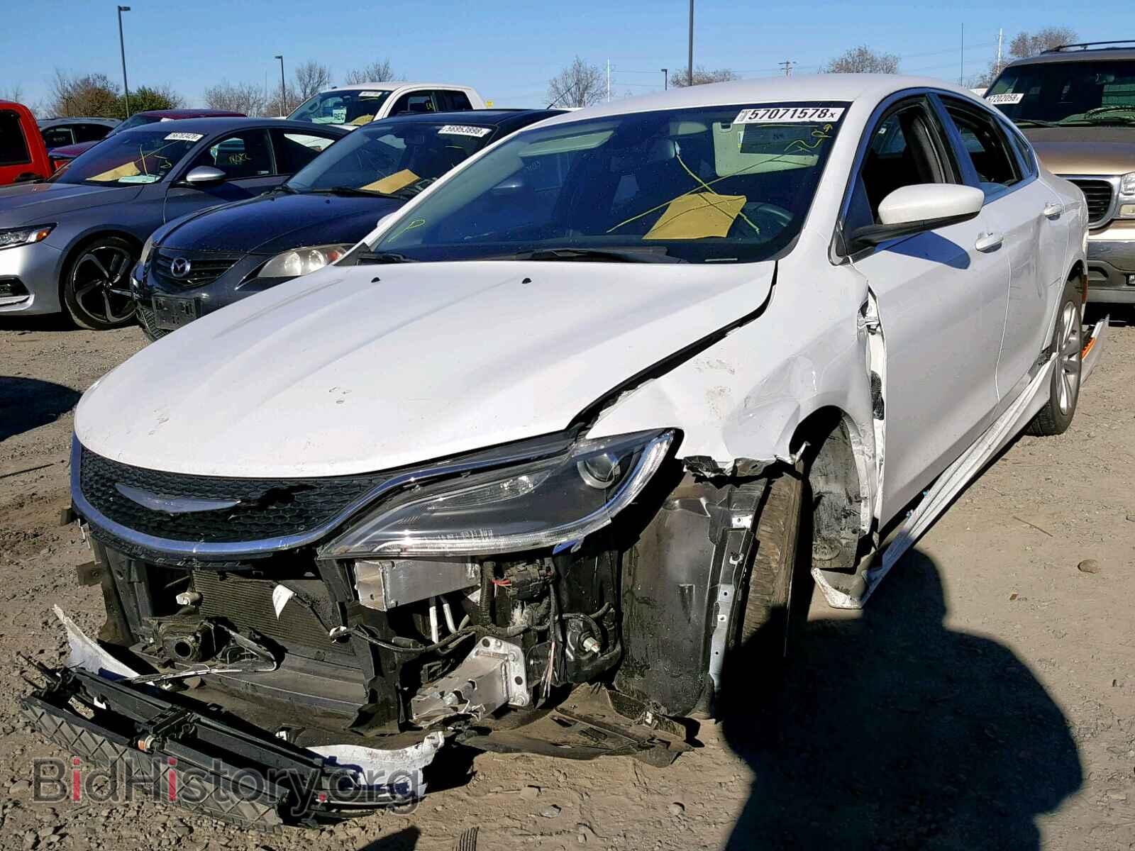 2016 CHRYSLER 200 - VIN: 1C3CCCAB7GN109479 - Фото 2