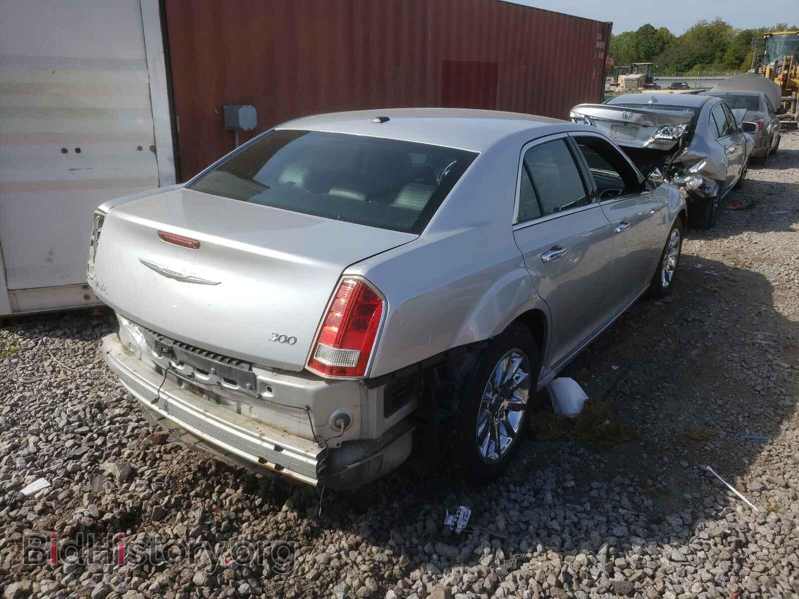2012 CHRYSLER 300 - VIN: 2C3CCACG6CH309978 - Photo 4